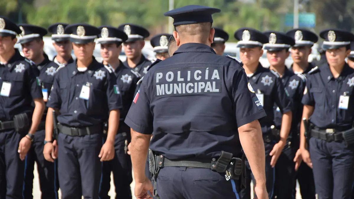 POLICIAS (5)